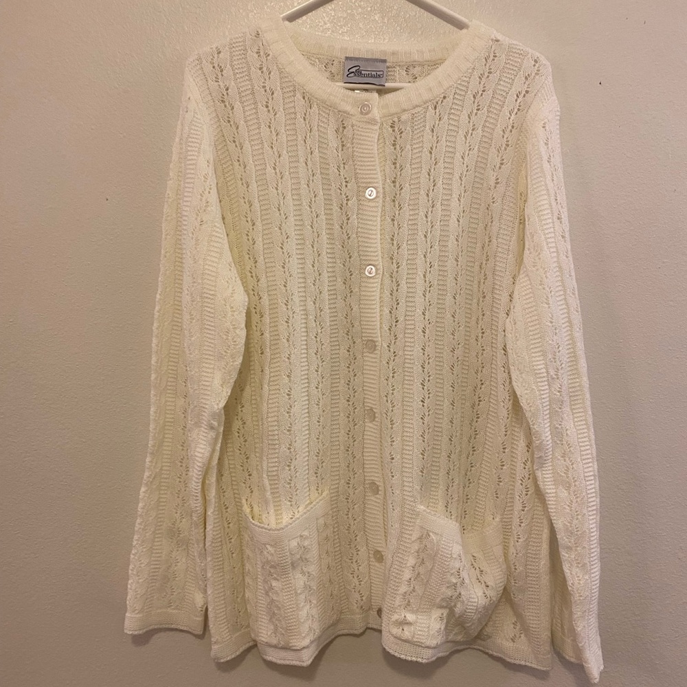 NWT Easy Essentials Cream Knit Cardigan Sweater